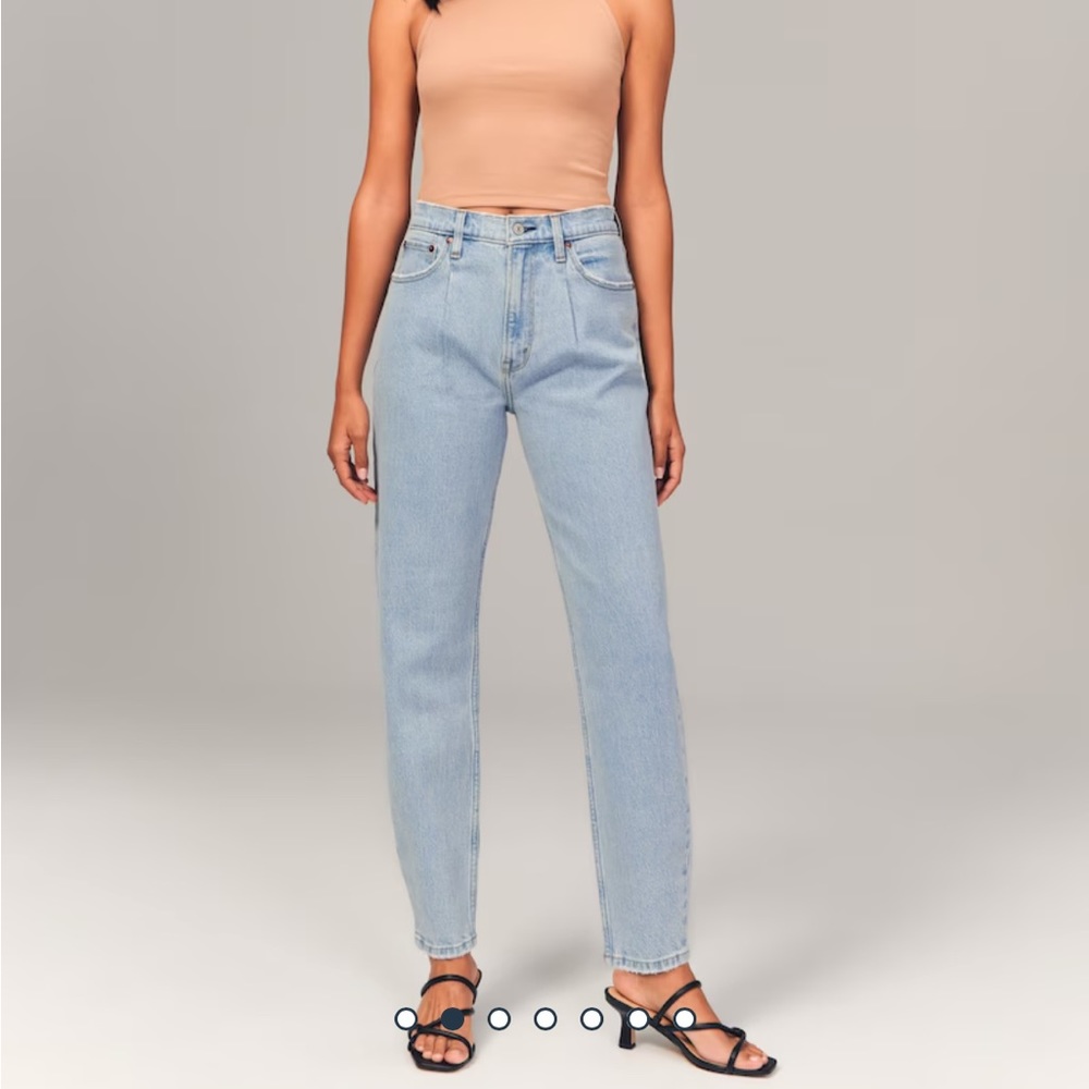 Abercrombie High Rise Mom Jean